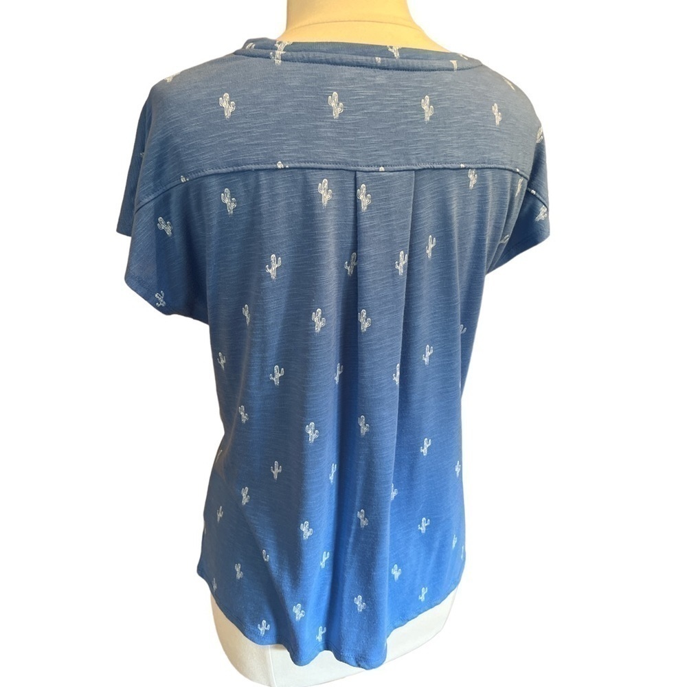 IZOD Cactus Print Tie Hem Comfy Short Sleeve Loose Size Large - Picture 3 of 11
